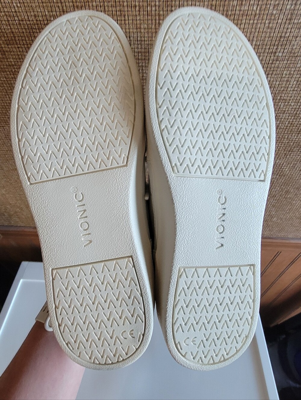 Vionic Winny White Low-Top Women’s Leather Sneakers Size 8 New Without Box - Picture 8 of 8